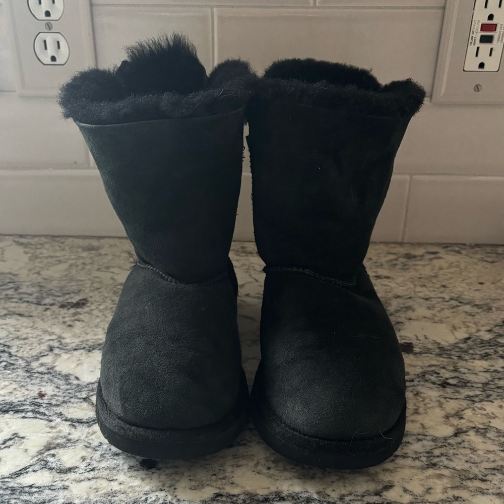 Ugg boots Ribbons black SZ 5